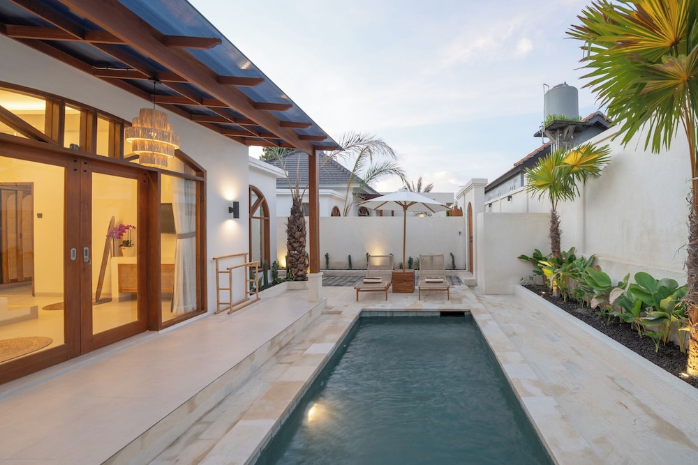 Dianatara Villa Ubud by Dhananjaya Hospitality
