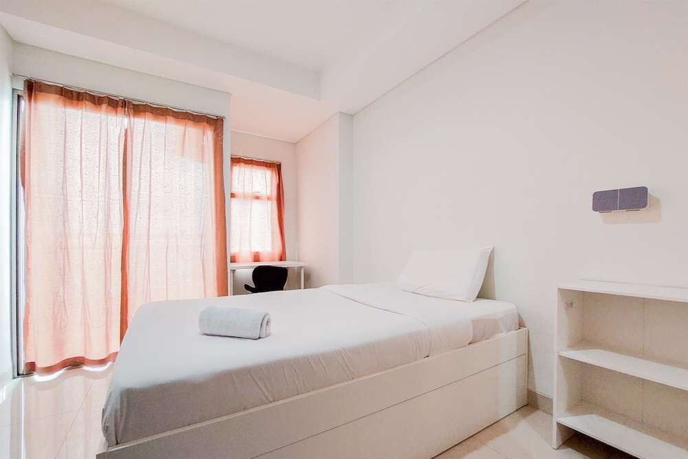 Cozy Living Studio Apartment Springwood Residence Tangerang