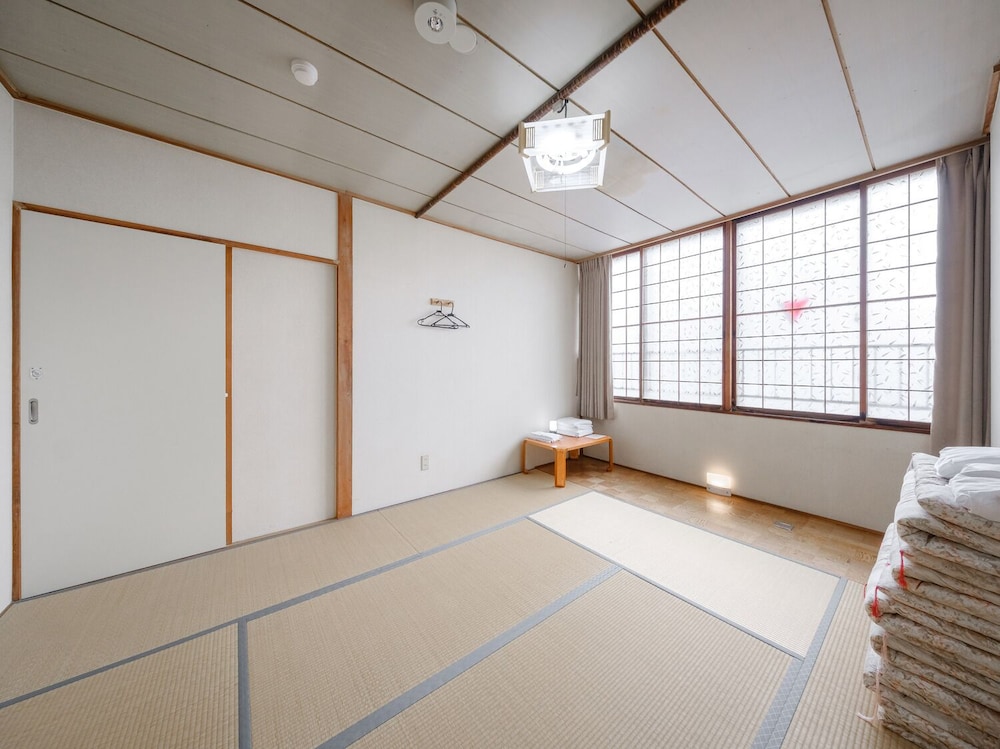 Guesthouse Hakodate Bay - Hostel
