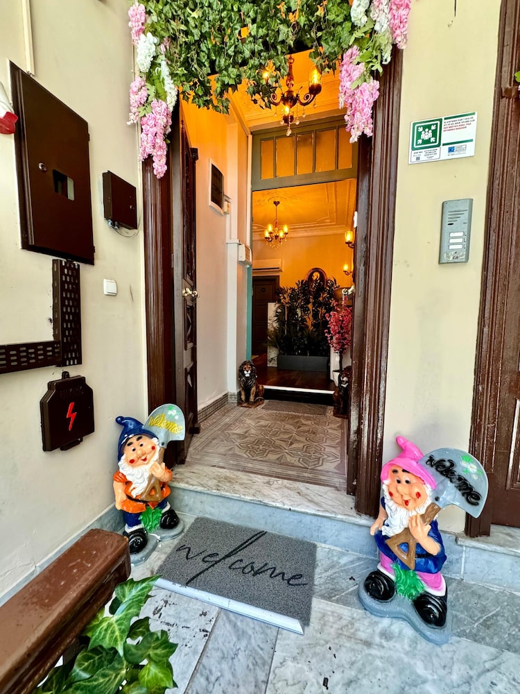 Otel Kadıköy - Image 10