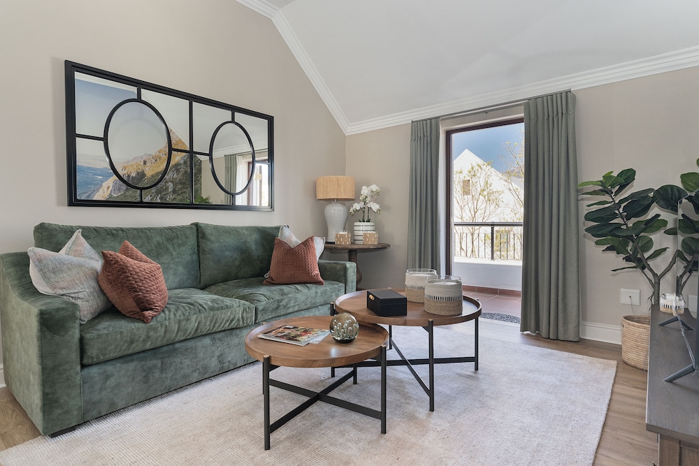 Winelands Golf Lodges at De Zalze