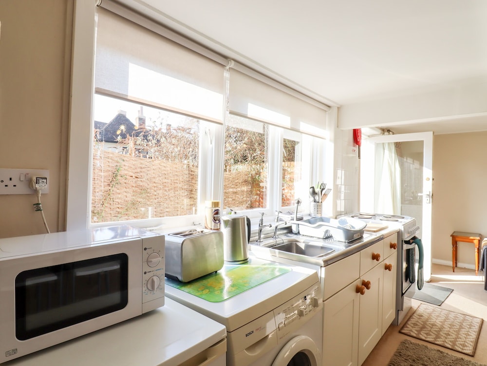 Vine Cottage view 5