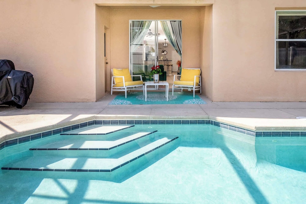 Making Memories Private Pool!