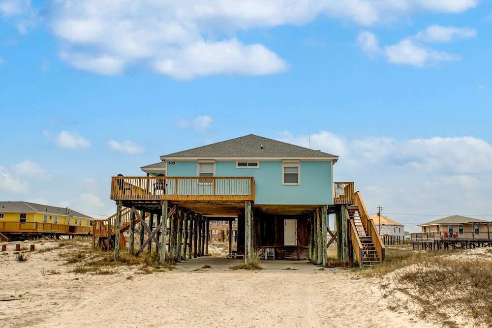 Sandbar - Spacious And Sunny - The Rooftop Crows Nest Offers Unsurpassed Island Views! 3 Bedroom Home by RedAwning view 5