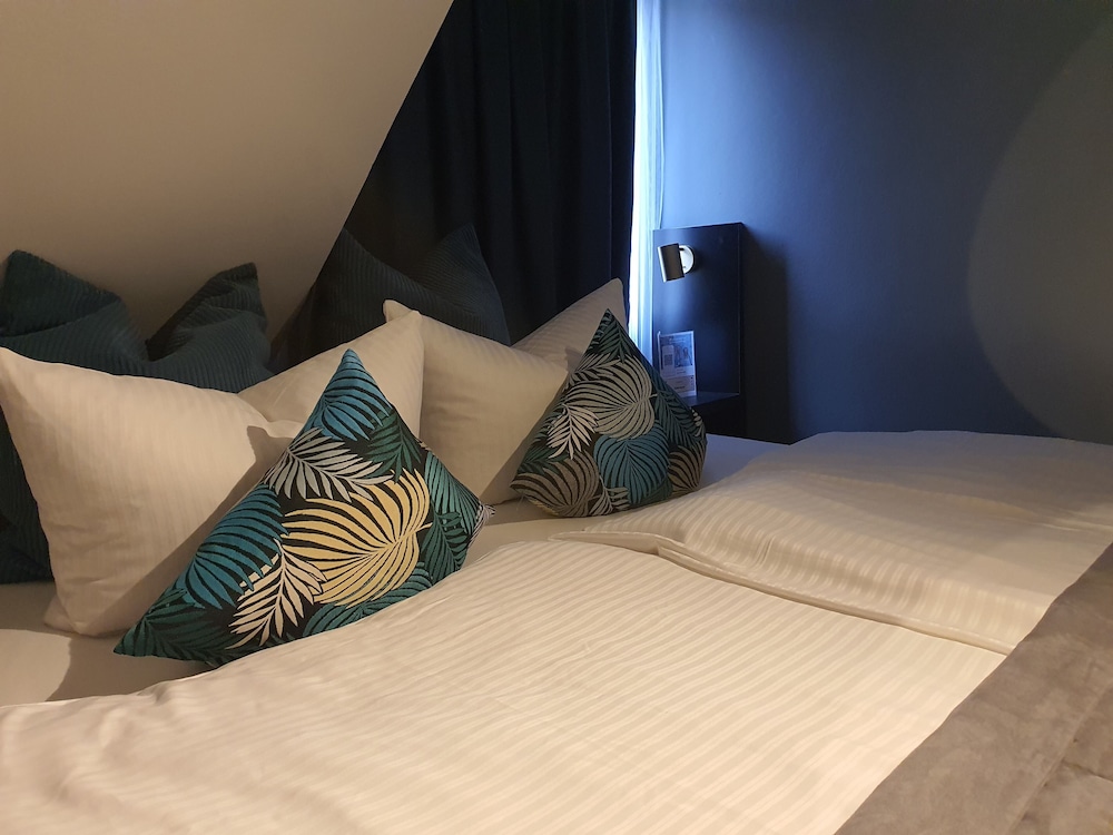 Munich Vacations - Boutique Hotel Falkenturm - Property Image 3
