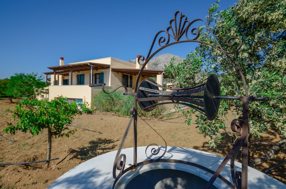 Naxos Cottage