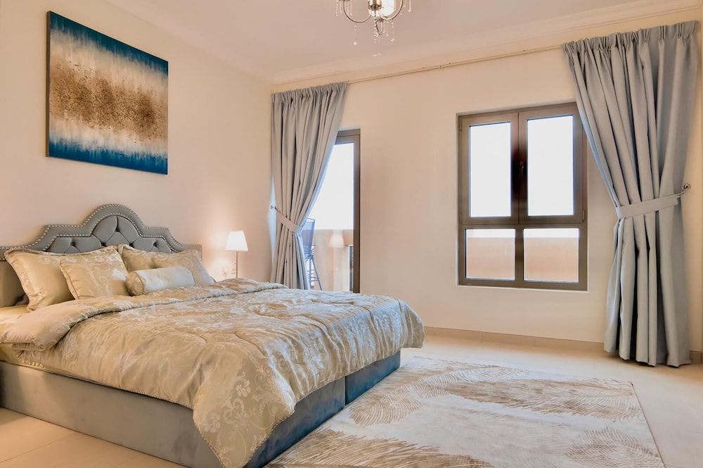 SIMPLY COMFORT Amazing BeachFront Apartments near Atlantis Waterpark