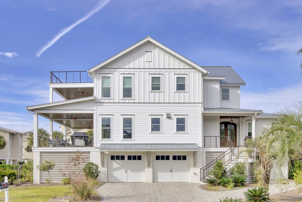7 Beachwood East by Avantstay Steps to the Beach Ocean Views Hot Tub 7bdr
