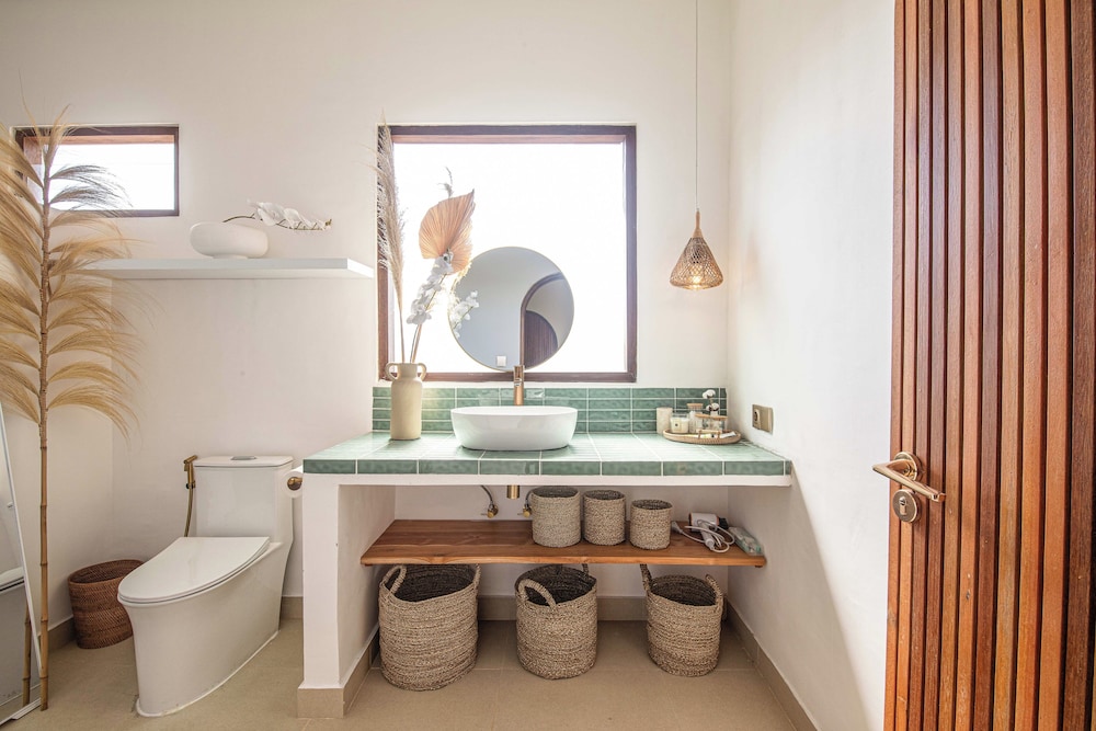 Luxury 4BR Villa With Private Pool in Canggu