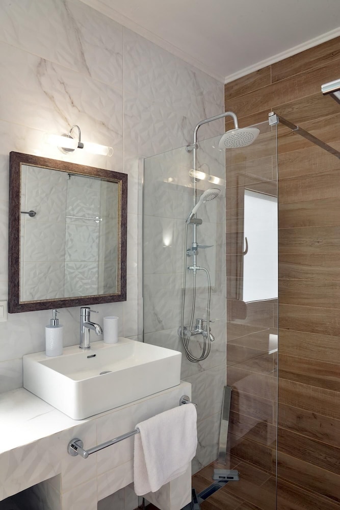 Villa Anemos by Estia
