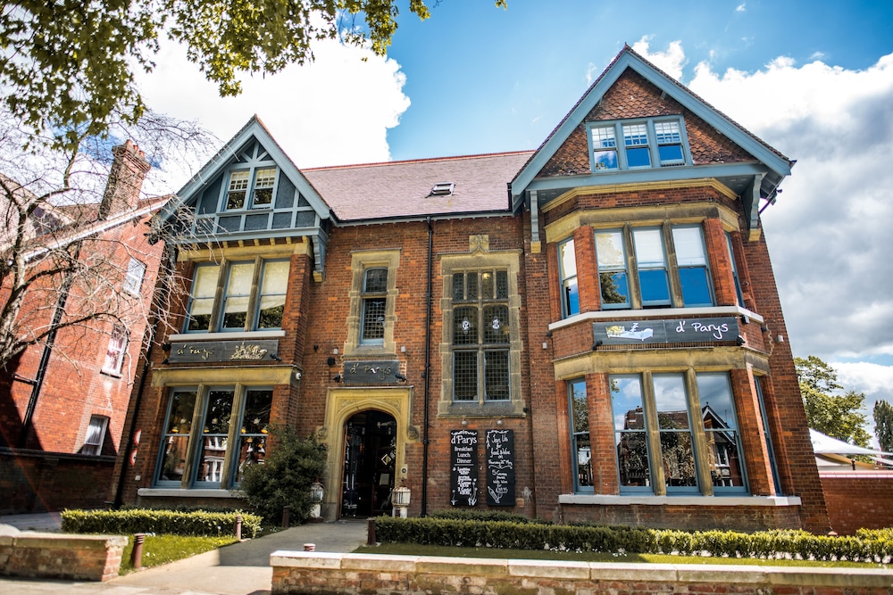 Bedford Vacations - D'Parys - Property Image 11