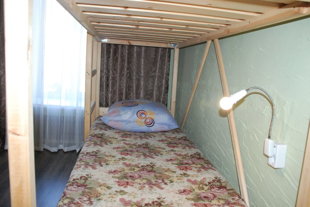 Hostel Romanov