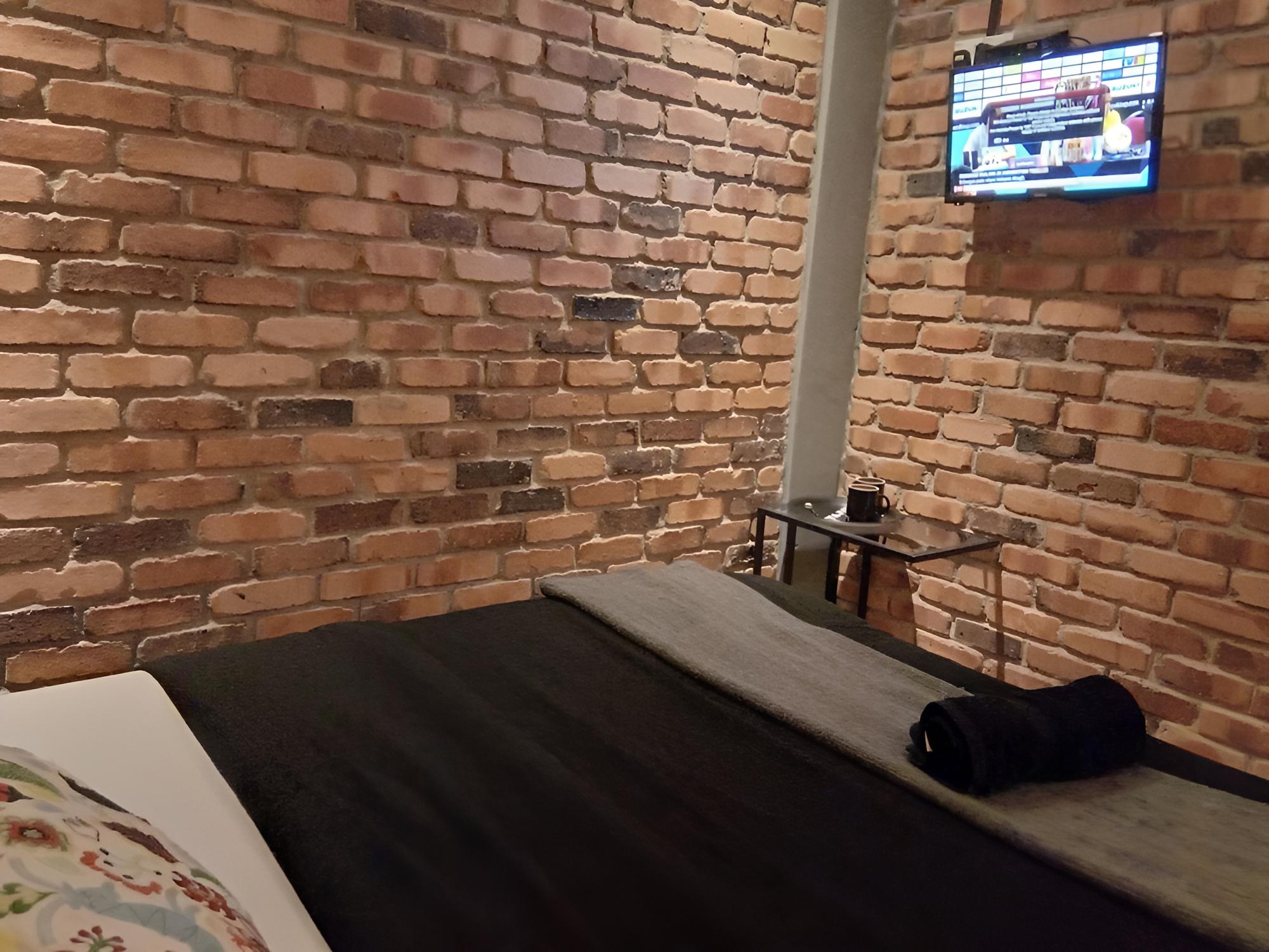 Bunker Hotel & Restaurant