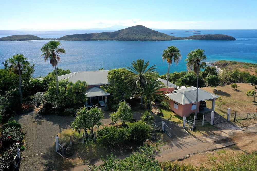 Las Quintas Reserve