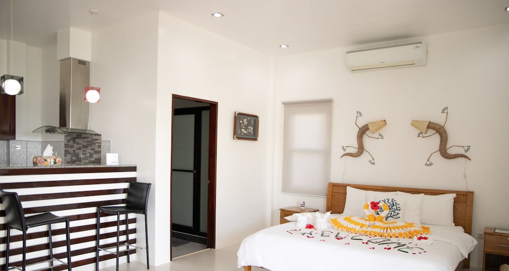 J&R Residence
