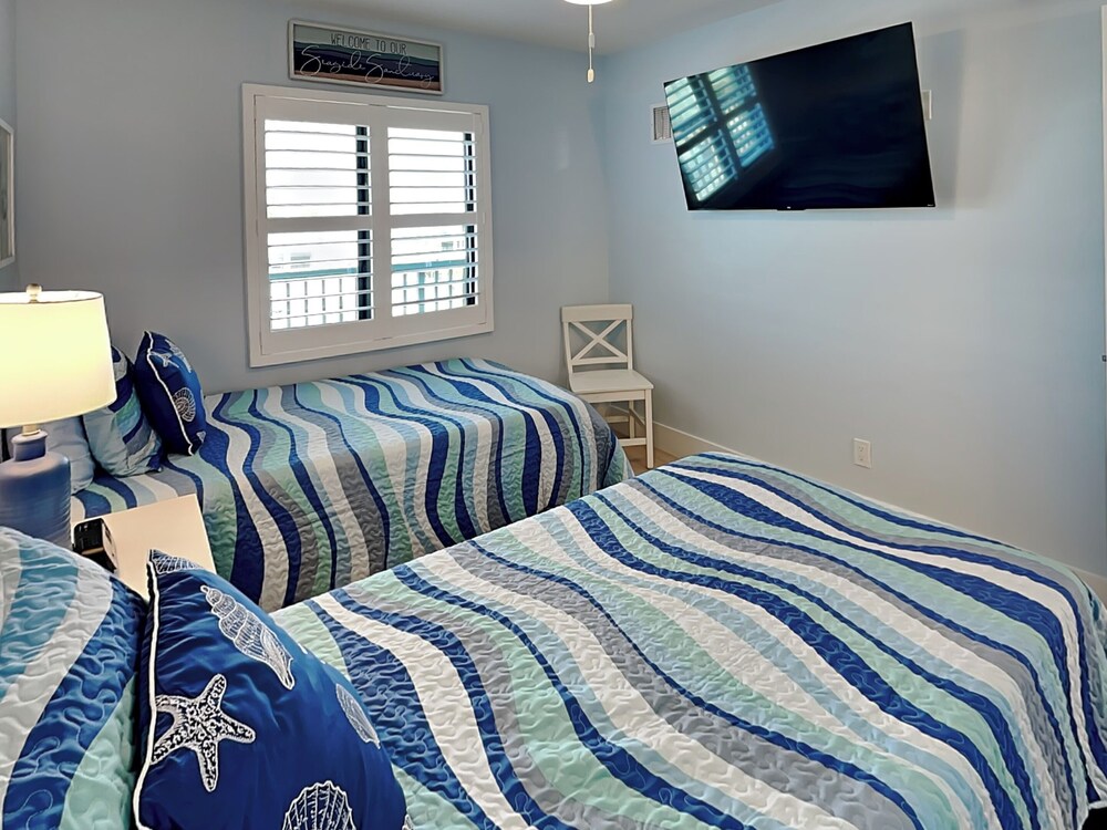 Seaside 4 by Distinctive Beach Rentals