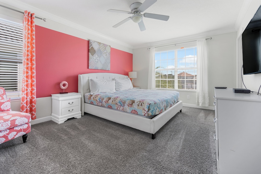 Kissimmee Retreat  6BR House Sleeps 14