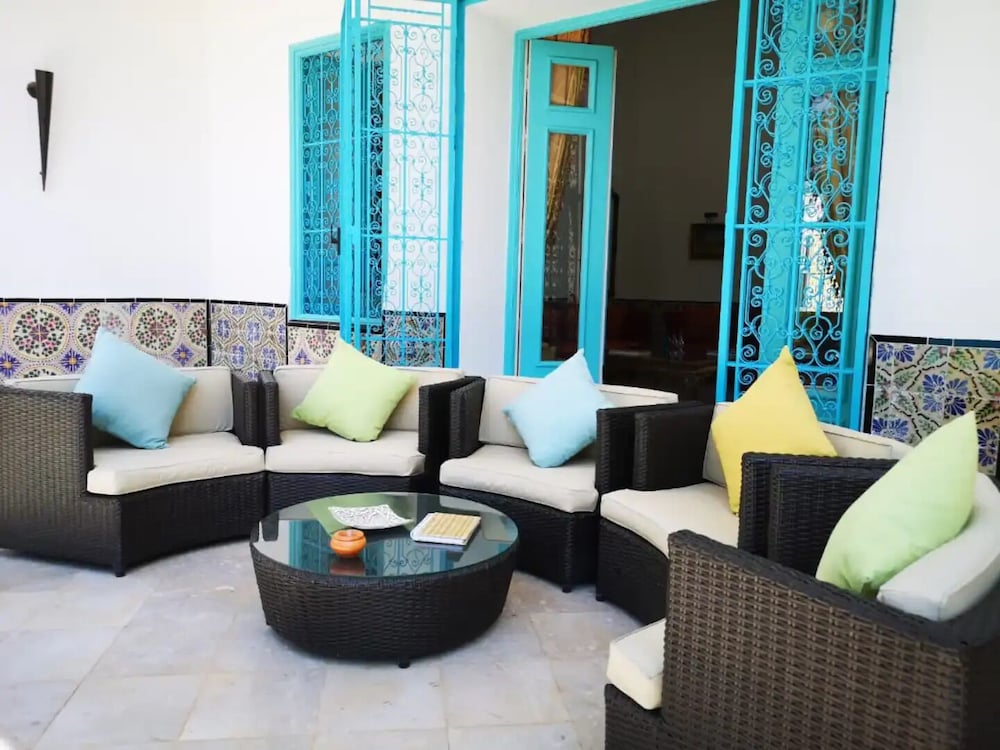 lounge