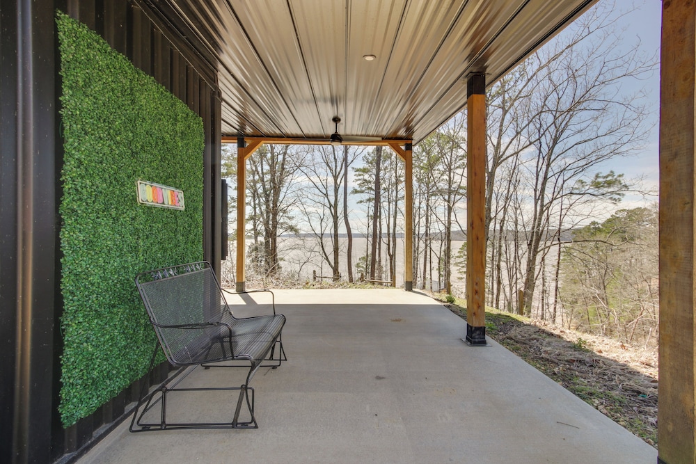 Swim, Boat & Fish: Waterloo Retreat w/ Views!