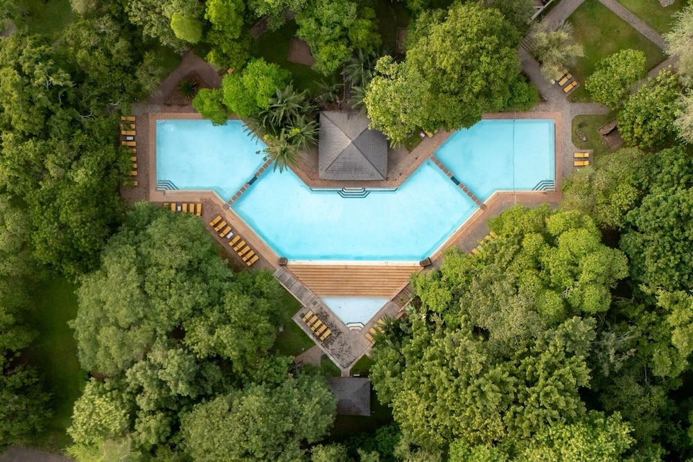 First Group Sanbonani Resort