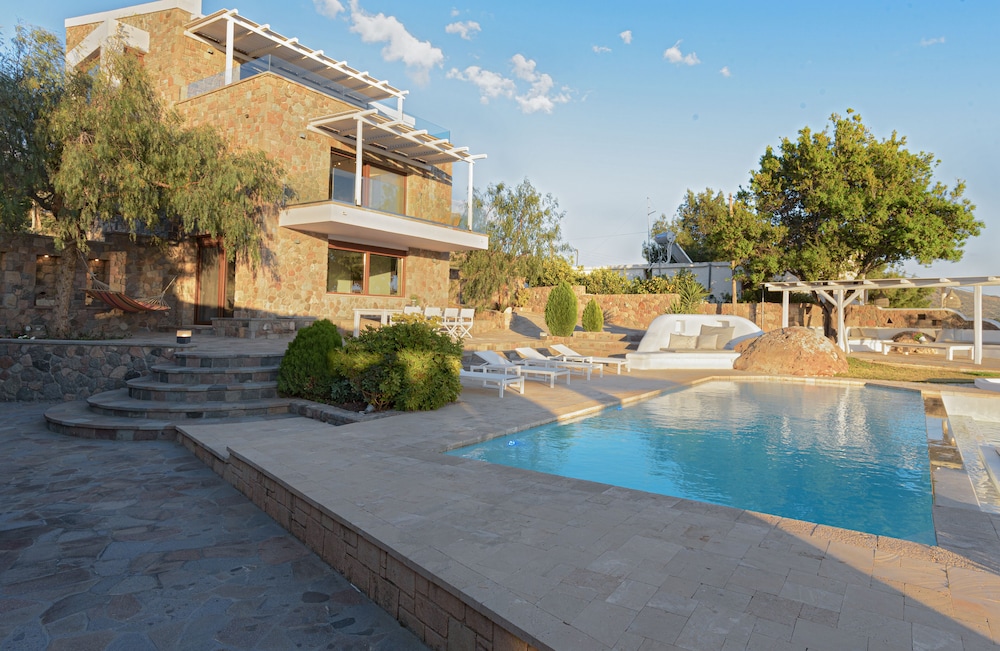 Villa Tzikides Aegina view 5