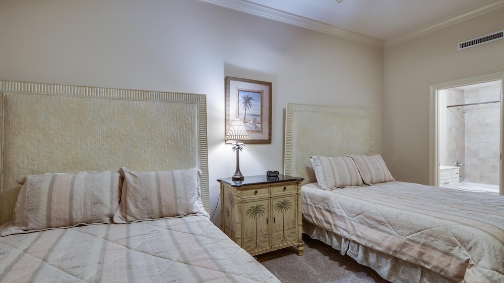Phoenix West by Southern Vacation Rentals