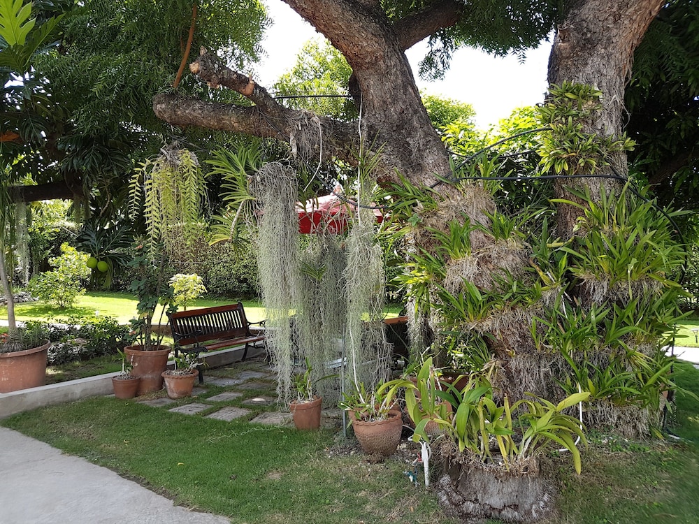 Kingston Cottage