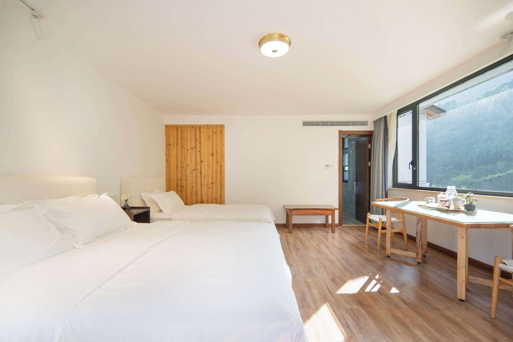 XiangLu YiMo Valley Retreat Guesthouse