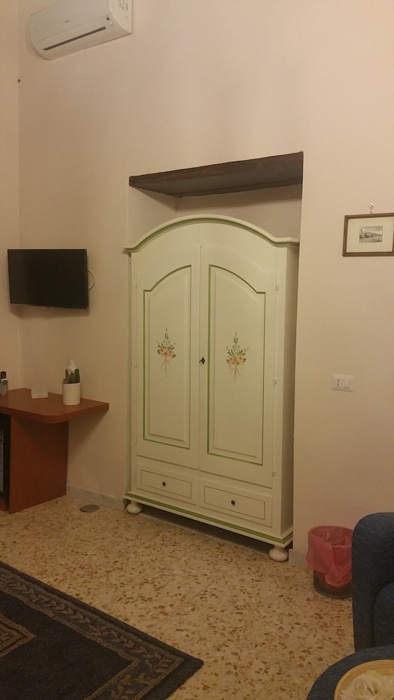 B&B Rochel