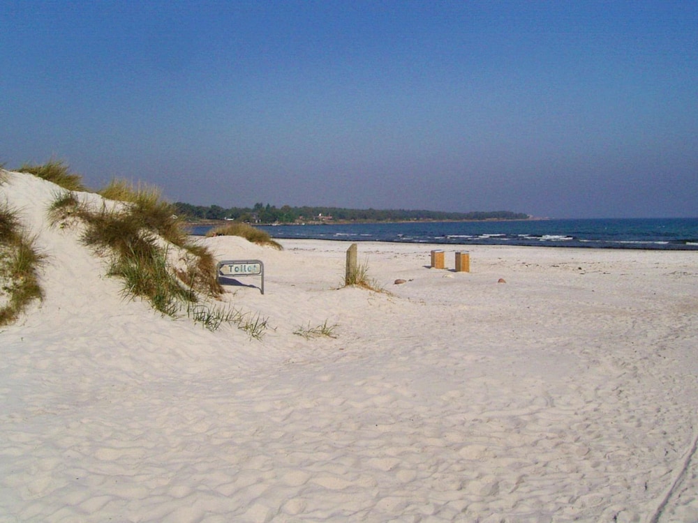 Vintage Holiday Home in NexÃ¸ Bornhol near Balka Beach view 4