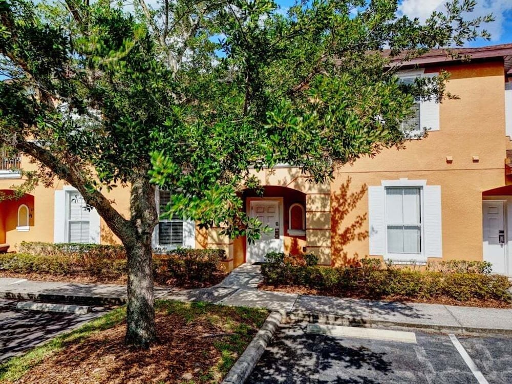 Relaxing Townhome In Regal Oaks Resort By Old Town 3 Bedroom Townhouse