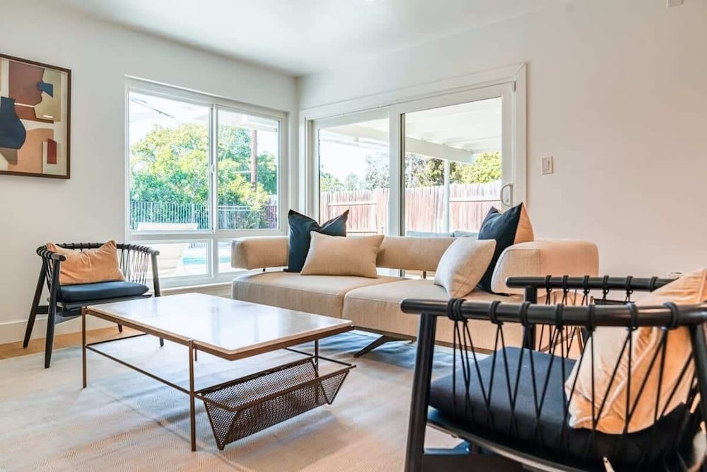 @ Marbella Lane - Cozy Modern Home w/ Relaxing Design & Pool