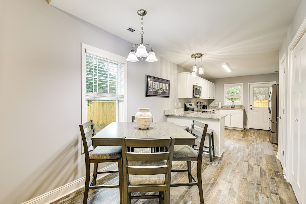 3 Mi to Dtwn: Home w/ Patio & Grill in New Bern