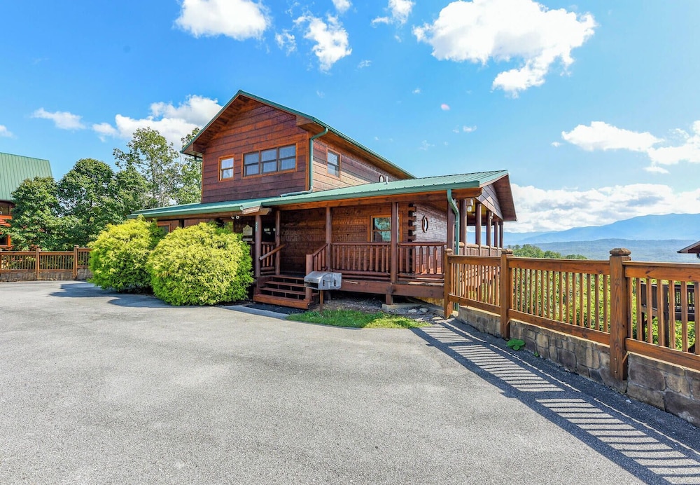 Starr Crest Lodge