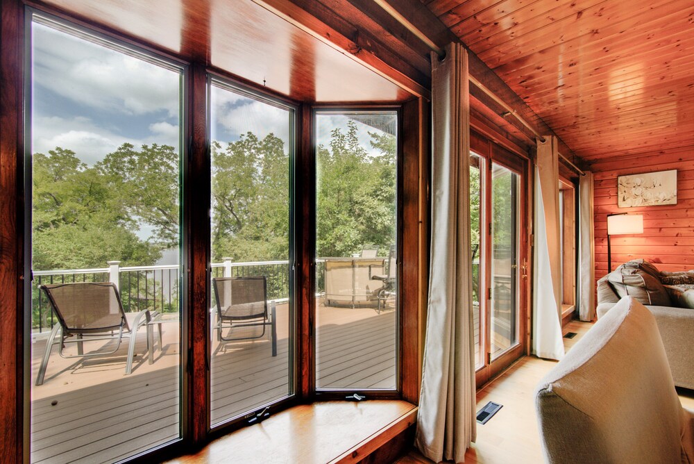 New York City Vacations - Walk to Tuttle Creek Lake: Secluded Scenic Retreat - Property Image 8