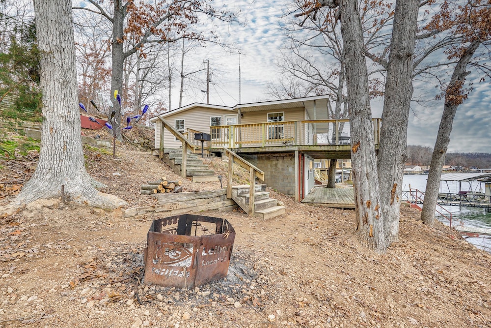 Fish & Boat on Lake of the Ozarks: Waterfront Home