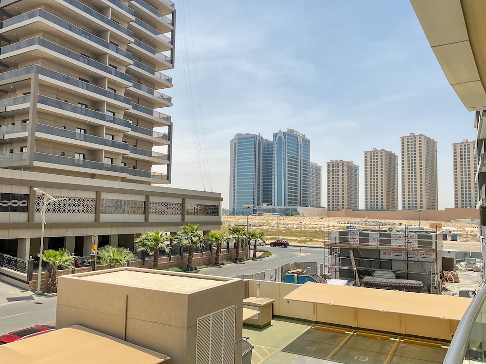WelHome - Apt amidst golf courses, perfect for sports lovers