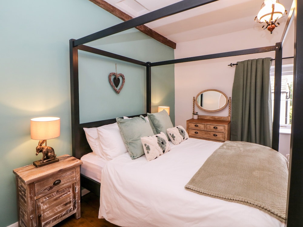 White Swan Cottage