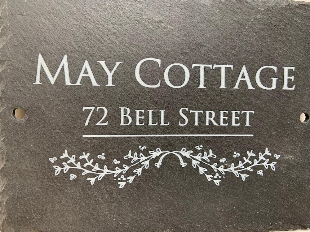 Charming 3-bed Cottage in Swanage view 3