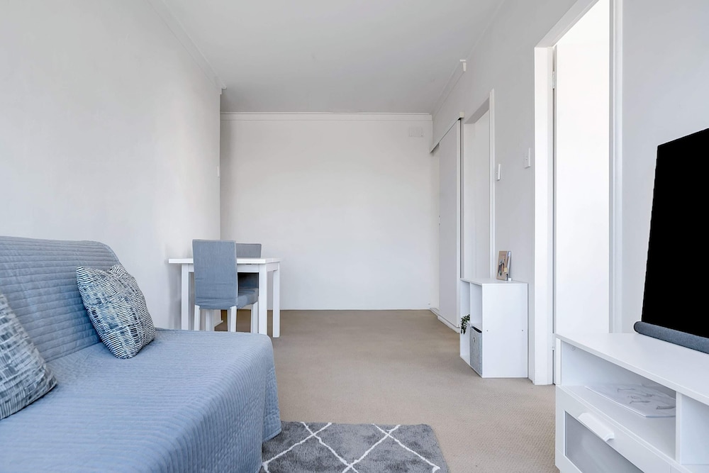 Quaint 1BD on the Doorstep of Manly Beach