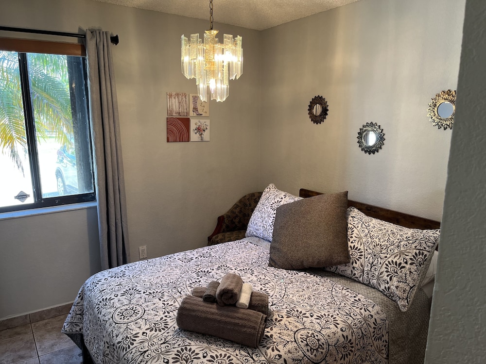 Amazing & cozy Duplex near Zoo Miami