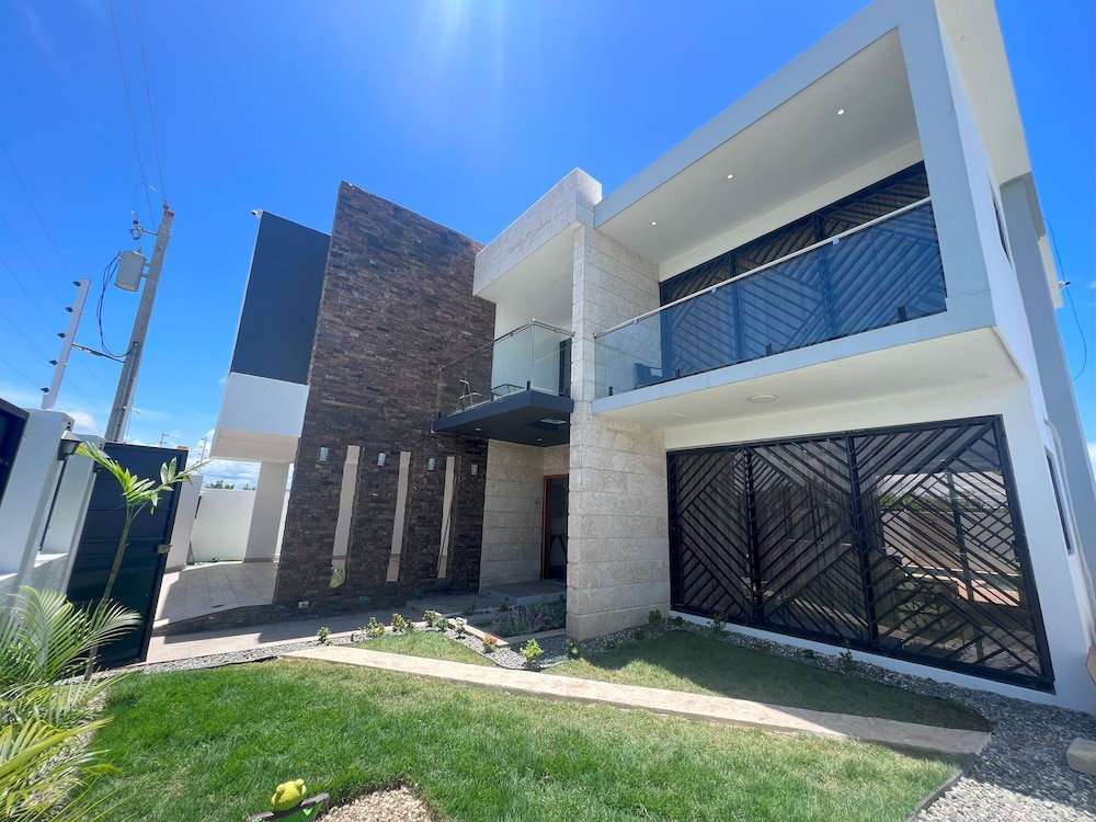 Hotel Luxury Villa Caribbean bay 1 - Image 1