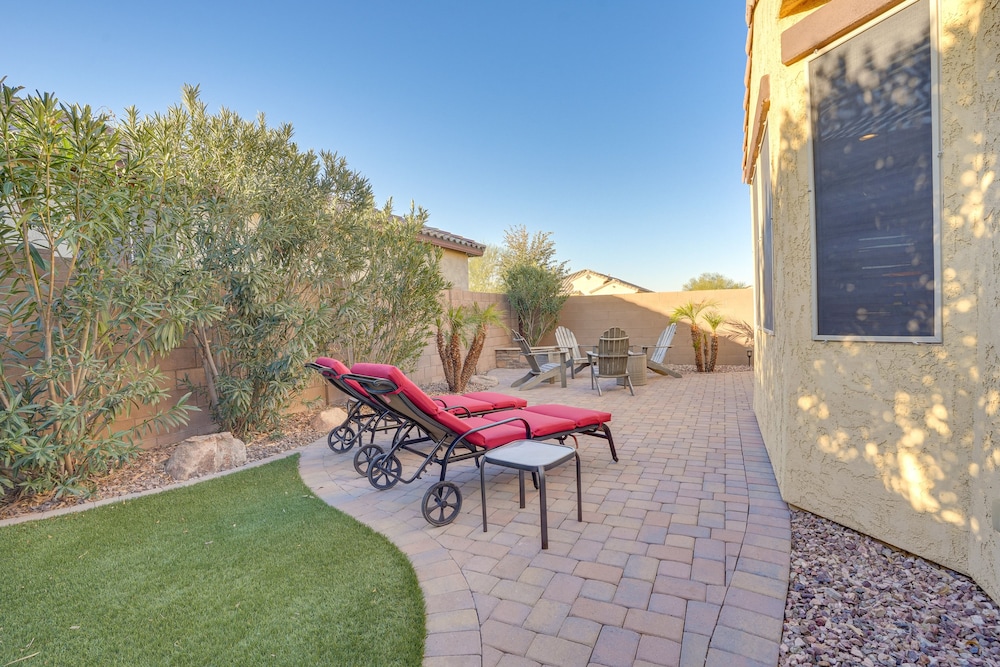 Glendale Home Near Westgate Entertainment District