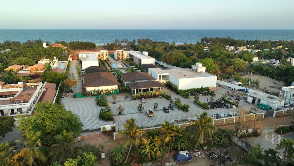 The Shore Trishvam