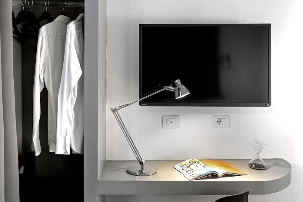 N-SPACE MODERN GUEST ROOMS