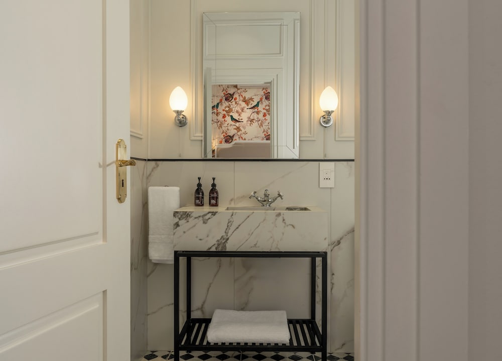 Guest House by Morea