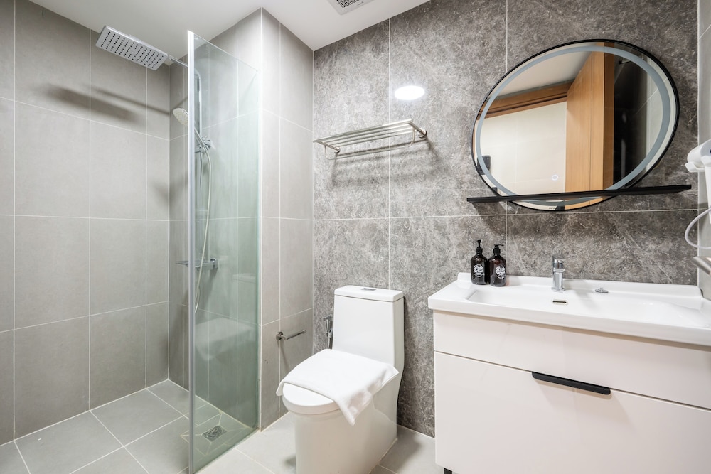 Royal Platinum Condo by Soben Homes