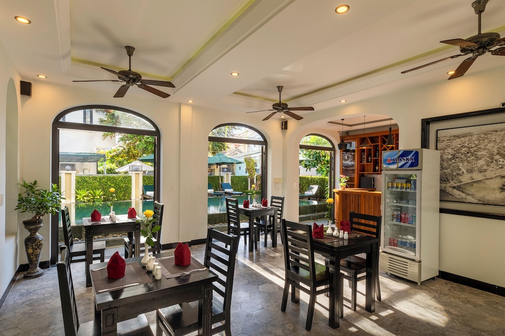 Green Tea Homestay