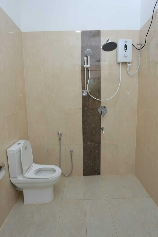 Kumbuk Sewana Villa