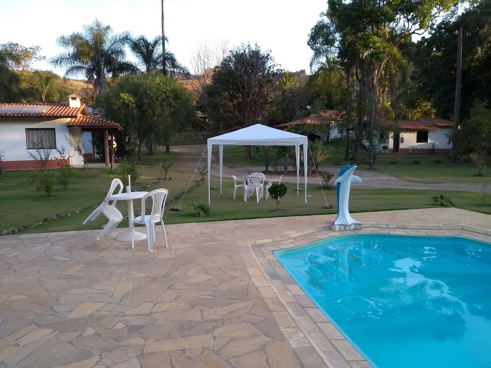 Acalanto Inn
